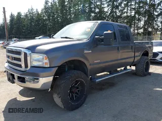 2005 Ford Super Duty F-250 XL with VIN 1FTSW21P05EC31103, listed as a IAAI auction lot 41966914 with 154,095 mi miles. Bid and sale history available at carsss.com. Image 2.