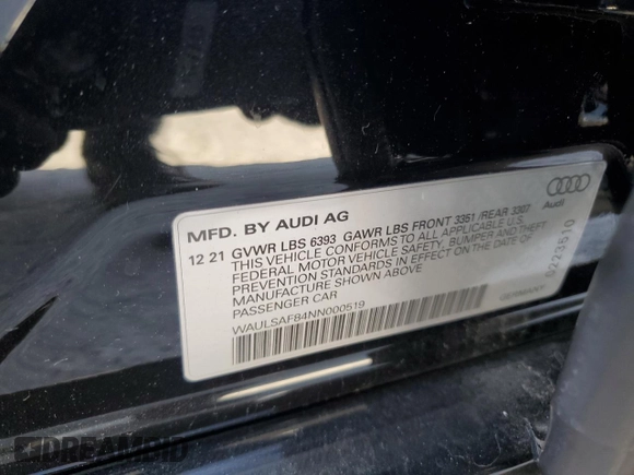 2022 Audi S8 with VIN WAULSAF84NN000519, listed as a Copart auction lot 47127135 with 30,032 mi miles and Salvage Title. Bid and sale history available at DreamBid. Image 12.