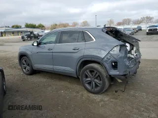2022 Volkswagen Atlas SEL R-Line z VIN 1V2SE2CA3NC206184, wystawiony jako Copart lot #85261314 z przebiegiem 42 156 mil mil oraz Szkoda całkowita • Salvage title. Historia ofert i sprzedaży dostępna na DreamBid. Obrazek 2.