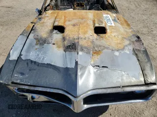 1968 Pontiac Firebird z VIN 223678U111281, wystawiony jako Copart lot #47306295 z przebiegiem Nie podano mil oraz Szkoda całkowita • Salvage title. Historia ofert i sprzedaży dostępna na DreamBid. Obrazek 11.