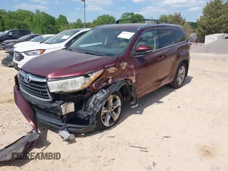 2014 Toyota Highlander Limited z VIN 5TDDKRFH1ES042761, wystawiony jako IAAI lot #42077158 z przebiegiem 122 966 mil mil oraz . Historia ofert i sprzedaży dostępna na DreamBid. Obrazek 2.