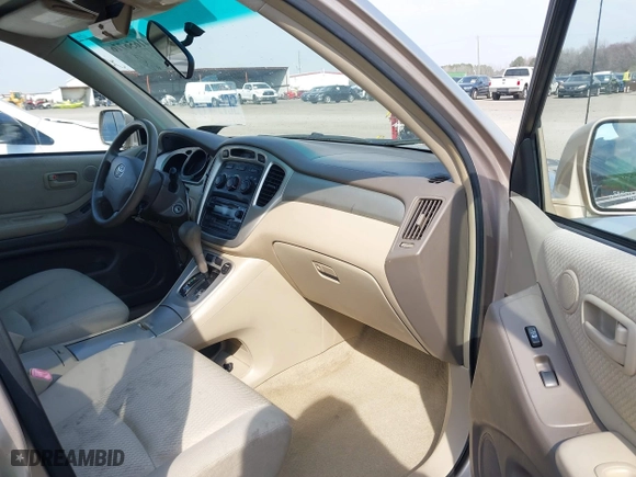 2006 Toyota Highlander w/3rd Row with VIN JTEEP21A460164909, listed as a IAAI auction lot 41656776 with 249,258 mi miles. Bid and sale history available at carsss.com. Image 5.