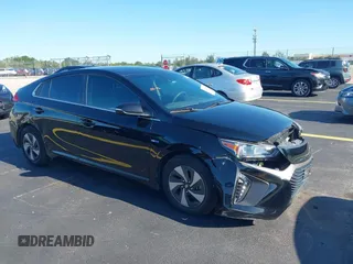 2019 Hyundai Ioniq SEL z VIN KMHC75LC3KU105621, wystawiony jako IAAI lot #42260425 z przebiegiem 58 668 mil mil oraz . Historia ofert i sprzedaży dostępna na DreamBid. Obrazek 1.