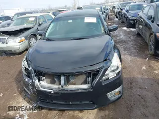 2015 Nissan Altima 2.5 S with VIN 1N4AL3AP0FC466159, listed as a IAAI auction lot 41617703 with 82,310 mi miles. Bid and sale history available at carsss.com. Image 13.