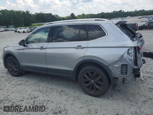 2022 Volkswagen Tiguan SE with VIN 3VV3B7AX2NM105513, listed as a Copart auction lot 62281665 with 97,481 mi miles and Salvage title. Bid and sale history available at DreamBid. Image 2.