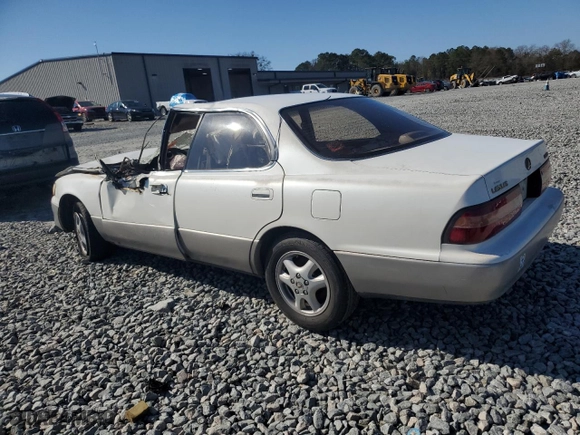 1996 Lexus ES 300 with VIN JT8BF12GXT0160445, listed as a Copart auction lot 43913625 with 0 mi miles and Non Repairable. Bid and sale history available at carsss.com. Image 2.