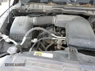 2018 Ram 1500 Tradesman z VIN 3C6RR6KG2JG225504, wystawiony jako Copart lot #56739575 z przebiegiem 137 272 mil mil oraz Szkoda całkowita • Salvage title. Historia ofert i sprzedaży dostępna na DreamBid. Obrazek 15.