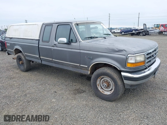 1993 Ford F-250 z VIN 1FTHX26G9PKB42392, wystawiony jako IAAI lot #42320912 z przebiegiem Nie podano mil oraz . Historia ofert i sprzedaży dostępna na DreamBid. Obrazek 1.