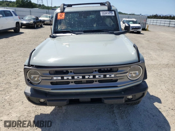 2022 Ford Bronco z VIN 1FMDE5BH4NLB47555, wystawiony jako Copart lot #55341415 z przebiegiem 16 134 mil mil oraz Szkoda całkowita • Salvage title. Historia ofert i sprzedaży dostępna na DreamBid. Obrazek 5.