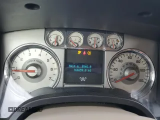 2009 Ford F-150 XL z VIN 1FTPW14V79KB58068, wystawiony jako Copart lot #57503955 z przebiegiem 166 659 mil mil oraz Szkoda całkowita • Salvage title. Historia ofert i sprzedaży dostępna na DreamBid. Obrazek 9.