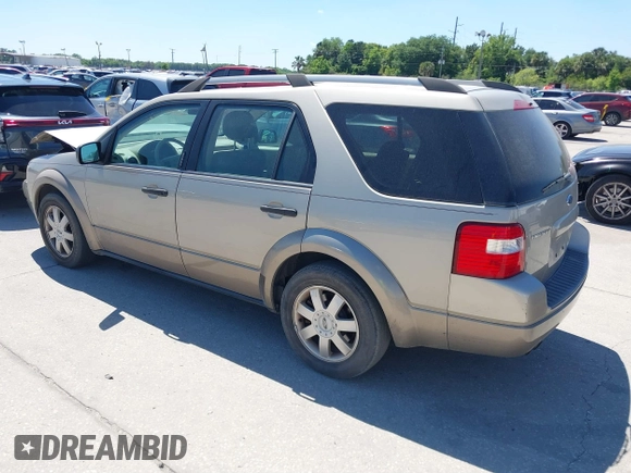 2005 Ford Freestyle SE z VIN 1FMZK01115GA63370, wystawiony jako IAAI lot #41882239 z przebiegiem 139 257 mil mil oraz . Historia ofert i sprzedaży dostępna na DreamBid. Obrazek 3.
