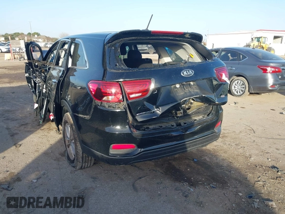 2019 Kia Sorento LX with VIN 5XYPG4A38KG499203, listed as a IAAI auction lot 41367538 with 1 mi miles. Bid and sale history available at carsss.com. Image 3.