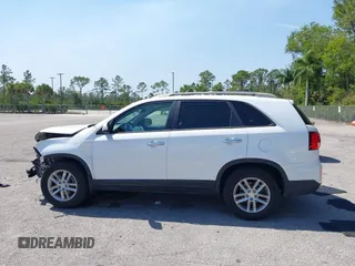 2015 Kia Sorento LX with VIN 5XYKT3A67FG657336, listed as a IAAI auction lot 41761446 with 73,123 mi miles. Bid and sale history available at carsss.com. Image 14.