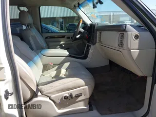 2003 Cadillac Escalade EXT with VIN 3GYEK63N73G165113, listed as a IAAI auction lot 41995449 with 257,470 mi miles. Bid and sale history available at carsss.com. Image 5.