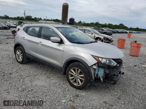 2017 Nissan Rogue S z VIN JN1BJ1CP8HW018391, wystawiony jako Copart lot #55618825 z przebiegiem 168 194 mil mil oraz Szkoda całkowita • Salvage title. Historia ofert i sprzedaży dostępna na DreamBid. Obrazek 4.
