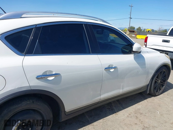 2008 Infiniti EX Journey with VIN JNKAJ09F48M356088, listed as a IAAI auction lot 41851235 with 166,677 mi miles and . Bid and sale history available at DreamBid. Image 14.