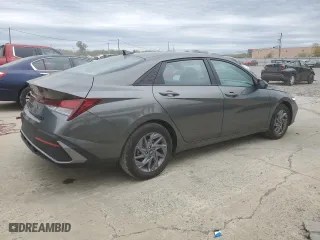 2024 Hyundai Elantra SEL with VIN KMHLM4DG7RU782198, listed as a Copart auction lot 53930335 with 3,218 mi miles and Salvage Title. Bid and sale history available at carsss.com. Image 3.