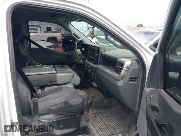 2023 Ford F-250 XL with VIN 1FT7W2AA0PEC19957, listed as a IAAI auction lot 42608828 with 32,684 mi miles and . Bid and sale history available at DreamBid. Image 5.