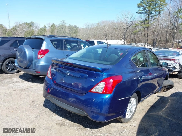 2019 Nissan Versa Sedan SV with VIN 3N1CN7AP1KL877494, listed as a IAAI auction lot 41692194 with 121,323 mi miles. Bid and sale history available at carsss.com. Image 4.