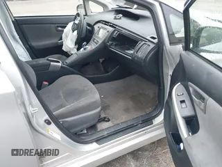 2015 Toyota Prius Four z VIN JTDKN3DU6F1917374, wystawiony jako IAAI lot #42320481 z przebiegiem 145 128 mil mil oraz . Historia ofert i sprzedaży dostępna na DreamBid. Obrazek 5.