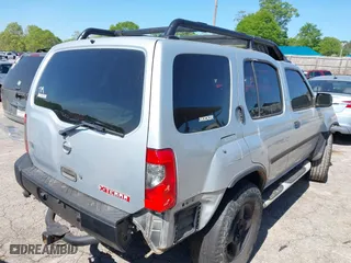 2003 Nissan Xterra XE with VIN 5N1ED28T03C702175, listed as a IAAI auction lot 41994272 with 180,242 mi miles. Bid and sale history available at carsss.com. Image 4.