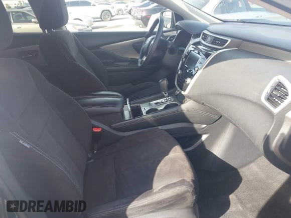 2016 Nissan Murano Platinum with VIN 5N1AZ2MGXGN134715, listed as a IAAI auction lot 41723228 with 123,725 mi miles and . Bid and sale history available at DreamBid. Image 5.