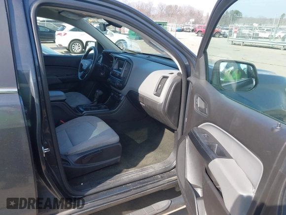 2016 Chevrolet Colorado 2WD WT z VIN 1GCGSBEA7G1209018, wystawiony jako IAAI lot #41521433 z przebiegiem 189 262 mil mil oraz . Historia ofert i sprzedaży dostępna na DreamBid. Obrazek 5.