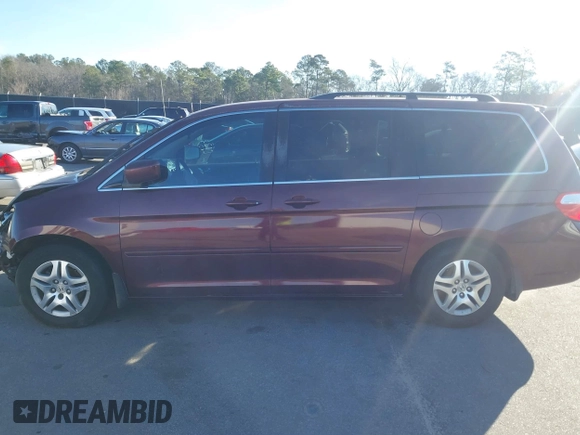 2007 Honda Odyssey EX with VIN 5FNRL38487B440275, listed as a IAAI auction lot 41588030 with 280,937 mi miles. Bid and sale history available at carsss.com. Image 15.