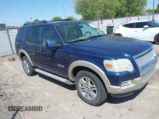 2008 Ford Explorer Eddie Bauer with VIN 1FMEU64E28UA00911, listed as a IAAI auction lot 42187858 with 187,368 mi miles. Bid and sale history available at carsss.com. Image 1.