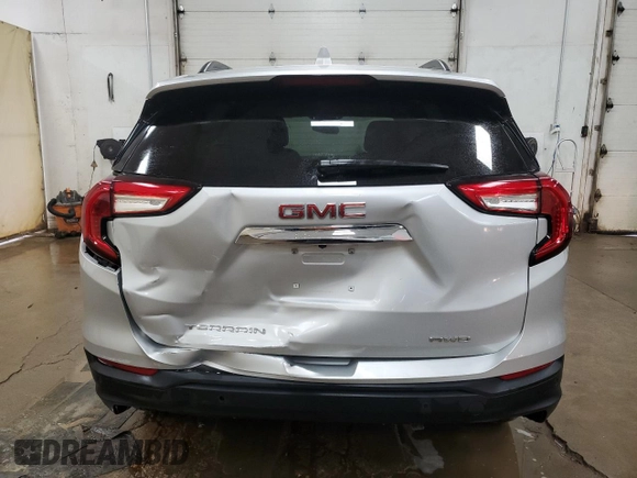 2022 GMC Terrain SLE with VIN 3GKALTEV3NL249523, listed as a Copart auction lot 56472945 with 27,620 mi miles and Salvage title. Bid and sale history available at DreamBid. Image 6.