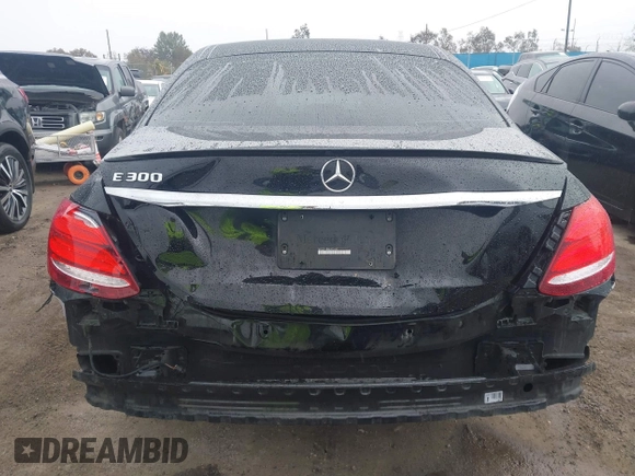 2019 Mercedes-Benz E-Class E 300 with VIN WDDZF4JB8KA526831, listed as a IAAI auction lot 41803511 with 120,412 mi miles. Bid and sale history available at carsss.com. Image 17.