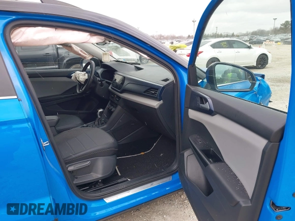 2023 Volkswagen Taos SE z VIN 3VVNX7B23PM344536, wystawiony jako IAAI lot #41069761 z przebiegiem 23 911 mil mil oraz . Historia ofert i sprzedaży dostępna na DreamBid. Obrazek 5.