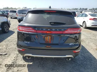 2015 Lincoln MKC z VIN 5LMCJ1A94FUJ47509, wystawiony jako Copart lot #55981515 z przebiegiem 9 442 mil mil oraz Szkoda całkowita • Salvage title. Historia ofert i sprzedaży dostępna na DreamBid. Obrazek 6.