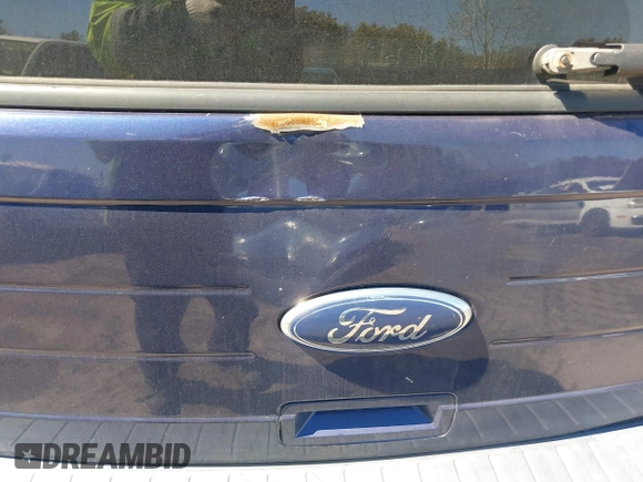 2011 Ford Flex SE with VIN 2FMGK5BC9BBD18368, listed as a IAAI auction lot 41989462 with 140,415 mi miles. Bid and sale history available at carsss.com. Image 12.
