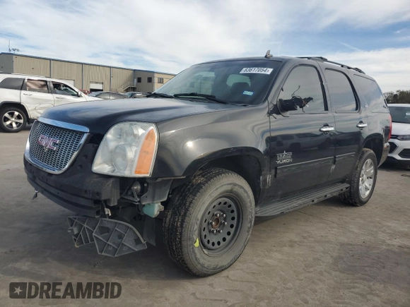 2012 GMC Yukon SLT with VIN 1GKS1CE06CR262447, listed as a Copart auction lot 83617054 with 223,578 mi miles and Clean Title. Bid and sale history available at carsss.com. Image 1.