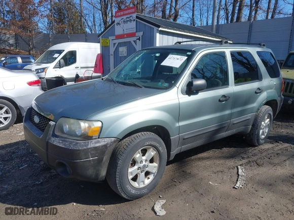 2006 Ford Escape XLT with VIN 1FMYU93166KA88481, listed as a IAAI auction lot 41717872 with 155,539 mi miles. Bid and sale history available at carsss.com. Image 2.