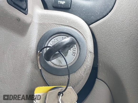 2006 Hyundai Tucson GLS with VIN KM8JN12D66U265210, listed as a IAAI auction lot 42024756 with 133,557 mi miles. Bid and sale history available at carsss.com. Image 11.