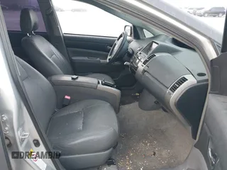 2006 Toyota Prius z VIN JTDKB20U567081644, wystawiony jako IAAI lot #42328410 z przebiegiem 138 708 mil mil oraz . Historia ofert i sprzedaży dostępna na DreamBid. Obrazek 5.