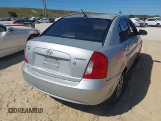 2008 Hyundai Accent GLS with VIN KMHCN46CX8U214890, listed as a IAAI auction lot 41843006 with 179,550 mi miles. Bid and sale history available at carsss.com. Image 4.