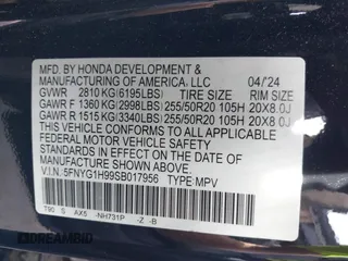 2025 Honda Pilot Black Edition with VIN 5FNYG1H99SB017956, listed as a IAAI auction lot 41401879 with 5,385 mi miles. Bid and sale history available at carsss.com. Image 9.