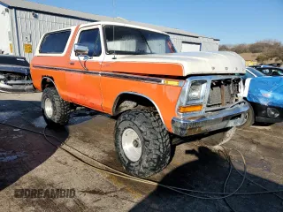 1979 Ford Bronco z VIN U15HLEE8842, wystawiony jako Copart lot #65230804 z przebiegiem 65 958 mil mil oraz Szkody całkowita. Historia ofert i sprzedaży dostępna na DreamBid. Obrazek 4.