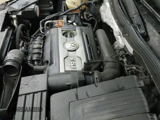 2009 Volkswagen Tiguan S with VIN WVGAV75N29W005001, listed as a IAAI auction lot 42049456 with 132,877 mi miles and . Bid and sale history available at DreamBid. Image 14.