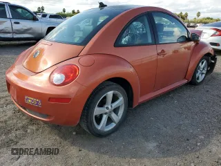 2010 Volkswagen New Beetle Coupe with VIN 3VWRW3AG0AM036544, listed as a Copart auction lot 79032774 with 0 mi miles and Salvage Title. Bid and sale history available at carsss.com. Image 3.