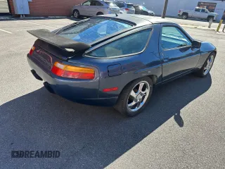 1987 Porsche 928 z VIN WP0JB0921HS862257, wystawiony jako Copart lot #76322184 z przebiegiem 159 733 mil mil oraz Tytuł czysty. Historia ofert i sprzedaży dostępna na DreamBid. Obrazek 4.