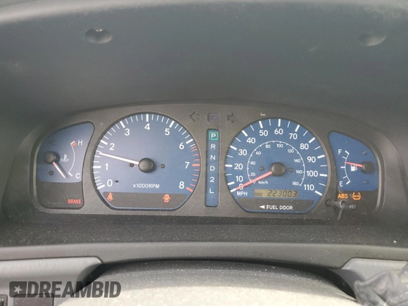 2002 Toyota Sienna LE with VIN 4T3ZF13C52U500896, listed as a Copart auction lot 53471125 with 223,003 mi miles and Salvage Title. Bid and sale history available at carsss.com. Image 9.
