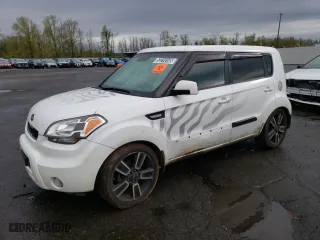 2011 Kia Soul + with VIN KNDJT2A21B7262871, listed as a Copart auction lot 52214145 with 239,808 mi miles and Clean Title. Bid and sale history available at carsss.com. Image 1.