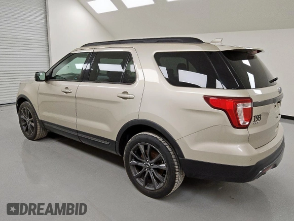 2017 Ford Explorer XLT with VIN 1FM5K8DH1HGD65221, listed as a Copart auction lot 59336125 with 170,977 mi miles and Clean title. Bid and sale history available at DreamBid. Image 2.