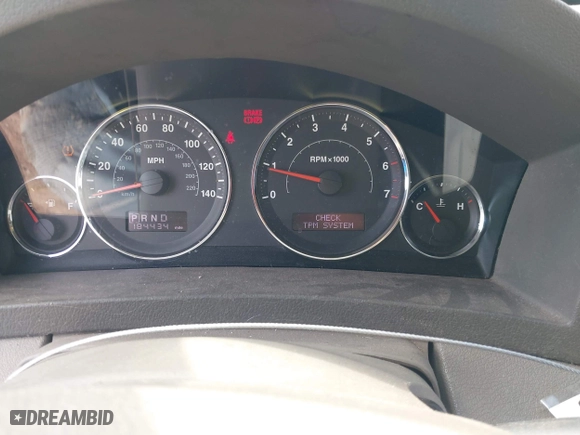 2009 Jeep Grand Cherokee Laredo with VIN 1J8GS48K59C548330, listed as a IAAI auction lot 41887548 with 184,434 mi miles. Bid and sale history available at carsss.com. Image 7.