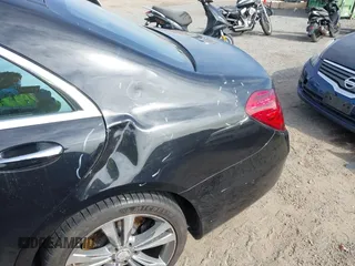 2019 Mercedes-Benz S 560 with VIN WDDUG8GB1KA430335, listed as a IAAI auction lot 41750716 with 32,468 mi miles and . Bid and sale history available at DreamBid. Image 17.