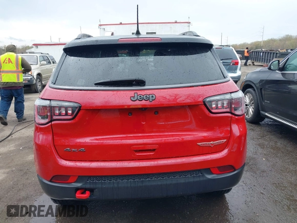 2019 Jeep Compass Trailhawk with VIN 3C4NJDDB6KT786348, listed as a IAAI auction lot 41963536 with 58,598 mi miles and . Bid and sale history available at DreamBid. Image 16.